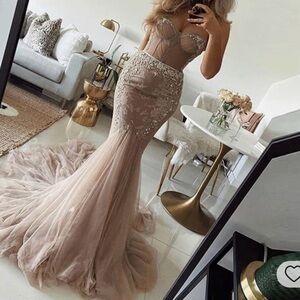 NEW Wedding Formal special occasion gown/dress with crystals